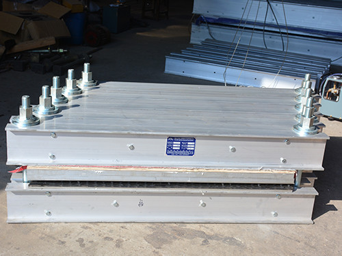 Water Cooled Conveyor Belt Vulcanizer TXLHJ/CK Type Electric Heating